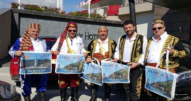 KIRKPINAR'DA AĞALARA ALANYA'YI TANITTI