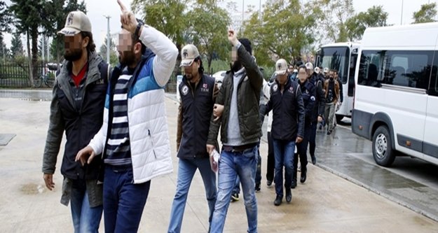 5 KOMŞU İLÇEDE TERÖR OPERASYONU: 11 GÖZALTI
