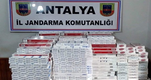 700 PAKET GÜMRÜK KAÇAĞI SİGARA ELE GEÇİRİLDİ