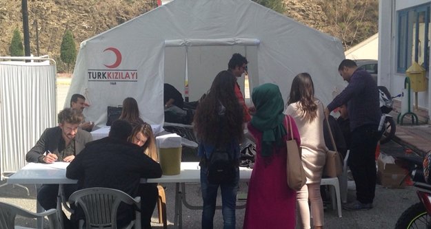 ALKÜ’LÜ ÖĞRENCİLERDEN ANLAMLI BAĞIŞ