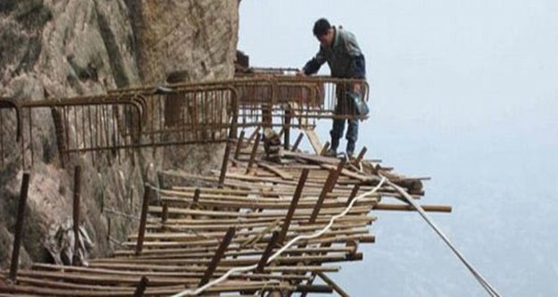 BELGE ZORUNLULUĞU OLAN MESLEKLER AÇIKLANDI