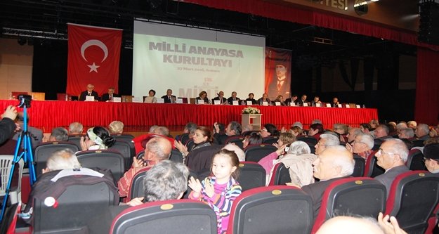 BİNLERCE YURTSEVER TOPLANDI