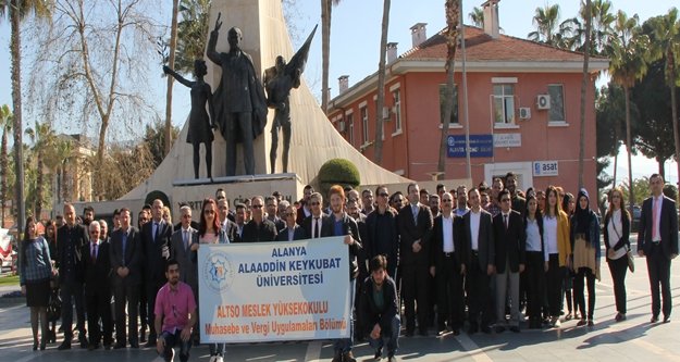 GELECEĞİN MUHASEBECİLERİ GÜNLERİNİ KUTLADI