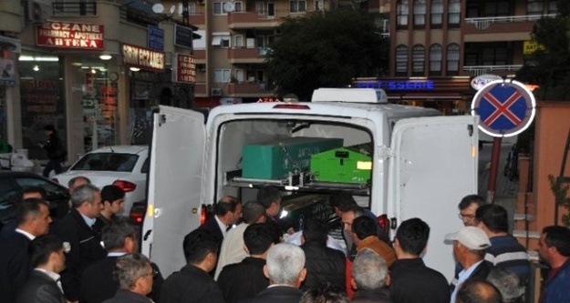 İNŞAATTAN DÜŞEN İŞÇİ SON YOLCULUĞUNA UĞURLANDI