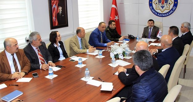 KAYMAKAM TANRISEVEN: 'BU KULÜP VE BU TAKIM BİZİM'