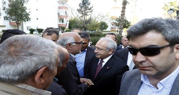 KILIÇDAROĞLU’NDAN ŞEHİT EVİNE TAZİYE ZİYARETİ