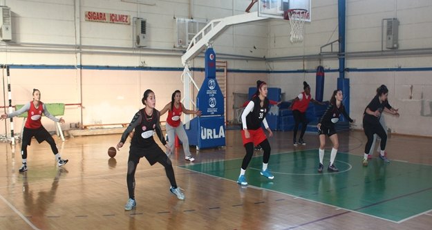 KIZLAR BURSA İLE MÜCADELE EDECEK