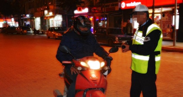 MOTOSİKLET SÜRÜCÜLERİNE DENETİM