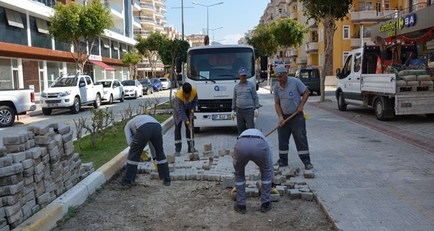 PARKELER ELDEN GEÇİRİLİYOR