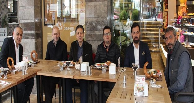 SİMİT SARAYI ŞİMDİ DE ŞEKERHANE'DE