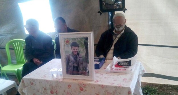 TERÖRİSTİN TAZİYE ÇADIRINA POLİS MÜDAHALESİ