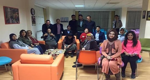 ÜNİAK GENÇLERİ'NDEN ÖRNEK DAVRANIŞ