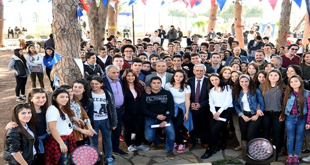 YGS'DE YÜZDE YÜZ BAŞARI SAĞLADILAR