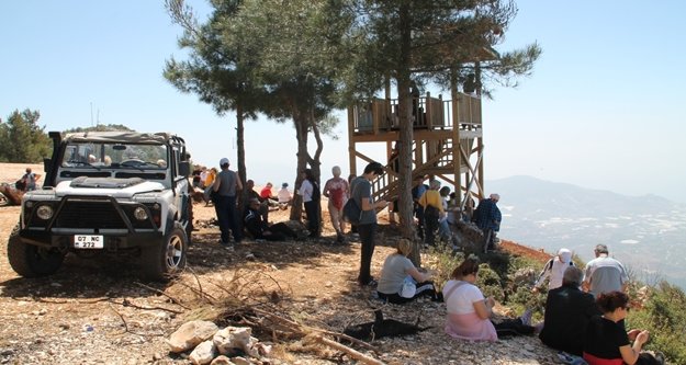 'AĞAÇLARA SAYGI DUYMALIYIZ'