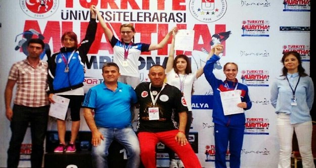 AHEP BAŞARIYA DOYMUYOR   