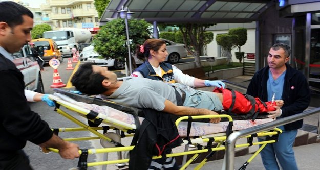 ALANYA'DA BİR İŞÇİNİN AYAĞI TAŞ MAKİNASININ ALTINDA KALDI