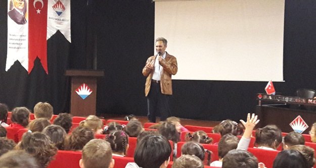 BAHÇEŞEHİRDE KÜTÜPHANE HAFTASI COŞKUSU