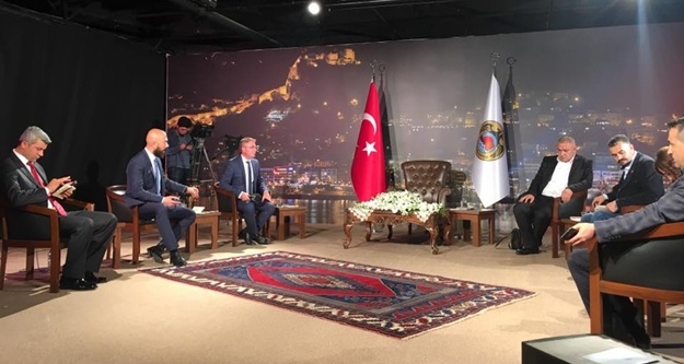 CANLI YAYINI BIRAKIP HASTANEYE KOŞTU