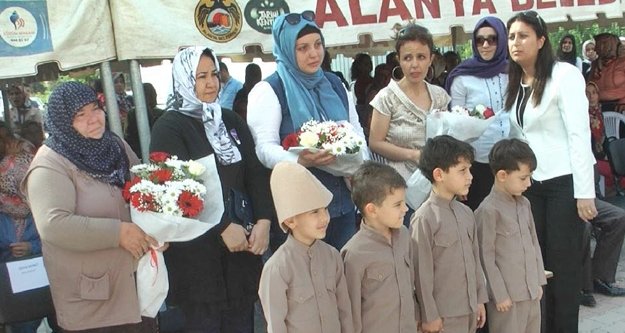 ETKİNLİK ŞEHİT AİLELERİNE ARMAĞAN EDİLDİ