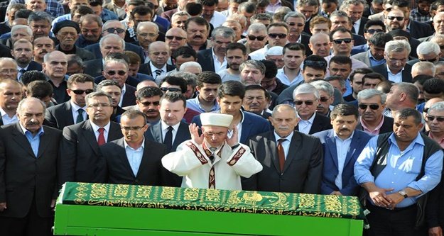 HAYRİ DOĞAN'I DUALARLA UĞURLADIK