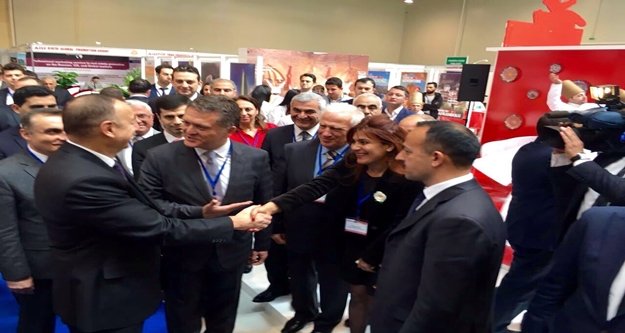 İLHAM ALİYEV ALANYA STANDINDA