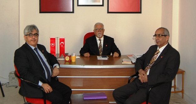 'KRİZE KARŞI TEK YÜREK MEYDANLARDAYIZ'