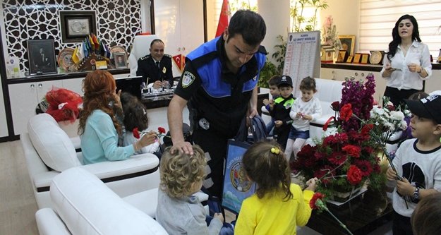 MİNİK POLİSLER EMNİYET ZİYARETİNDE