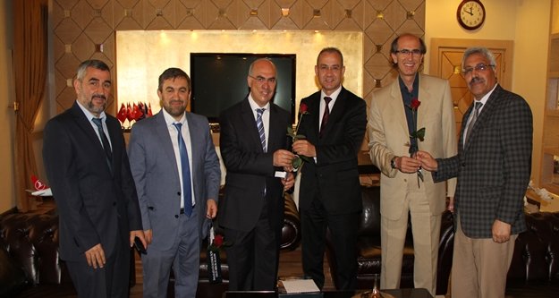 MÜFTÜLÜK ALKÜ’YE GÜL DAĞITTI