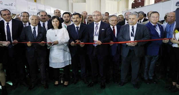 SAĞLIK FUARI KAPILARINI AÇTI