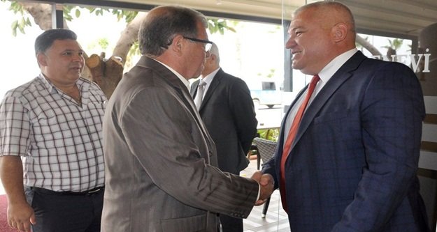 ŞAHİN OTELCİLERLE BİR ARAYA GELDİ