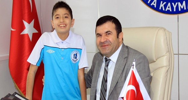 'SENİ ÇOK SEVİYORUM KAYMAKAM AMCA'