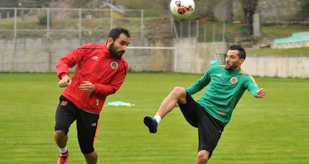 SÜPERLİG İÇİN HIZ KESMİYORLAR