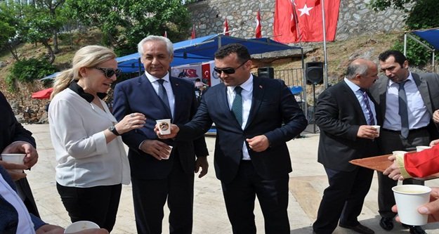 YÜCEL ALANYA ŞERBETİ İKRAM ETTİ