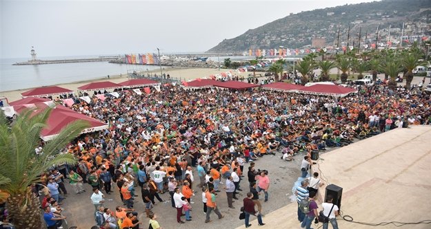 ALANYASPOR’UN KRİTİK MAÇI DEV EKRANDA İZLENECEK