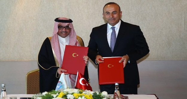 ÇAVUŞOĞLU'NDAN ARAP TURİZMİ HAMLESİ