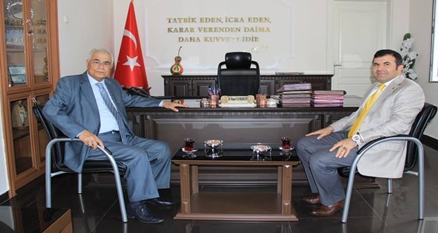 ESKİ BAKANDAN TANRISEVEN'E ZİYARET