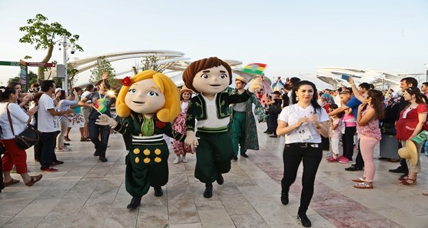 EXPO 2016’DA ÇOCUKLAR İÇİN RENKLİ KORTEJ