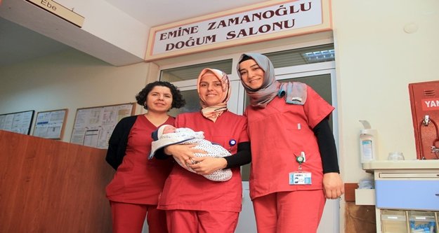 KAYMAKAM EBELERİN GÜNÜNÜ KUTLADI