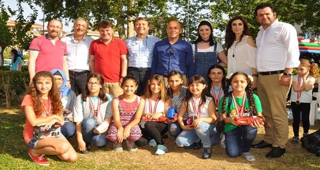 ÖĞRENCİLER KARADENİZ'İ RESMETTİ