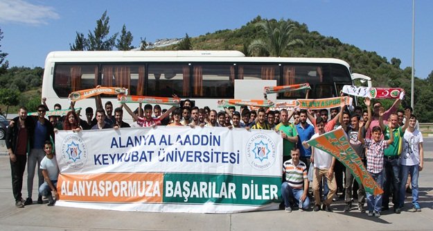 REKTÖRDEN ALANYASPOR'A TEBRİK