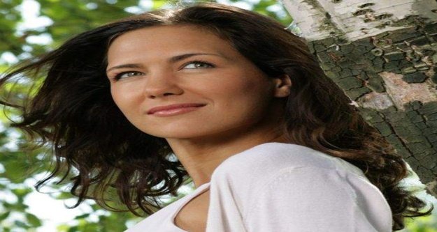 RUS SANATÇI "ALANYA'DAYIM" DİYEMEDİ