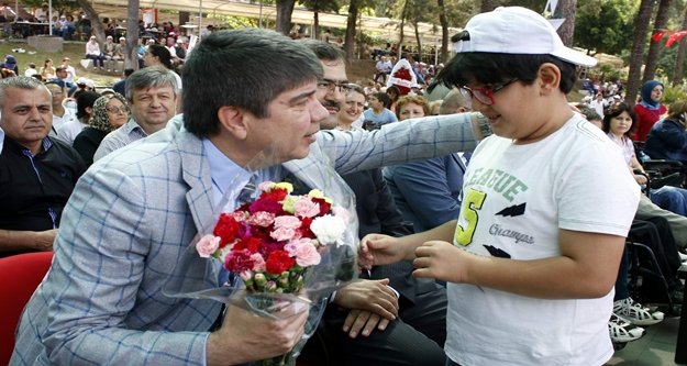 TÜREL ALANYA'YA O PROJENİN SÖZÜNÜ VERDİ