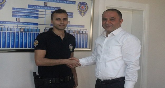 YILIN POLİSİNİ ALTINLA ÖDÜLLENDİRDİ