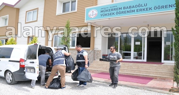 YURT VE YEMEKHANEYE PARALEL YAPI BASKINI