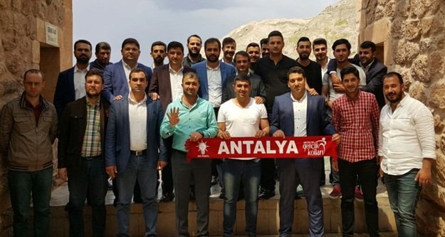 AK GENÇLİK AĞRI’DA