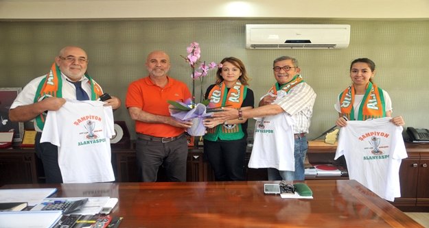 ALANYASPOR HUZUREVİNİ ZİYARET ETTİ