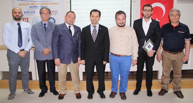 ALKÜ’DE SİBER GÜVENLİ YAŞAM PANELİ