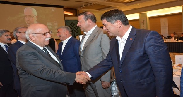 BAŞKAN DERE, BAKAN AVCI’YA DOSYA SUNDU