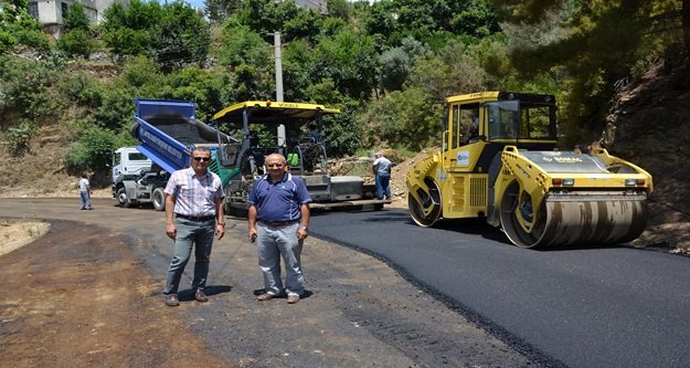 BŞB ÇAMLICA'YI SICAK ASFALTLA TANIŞTIRDI