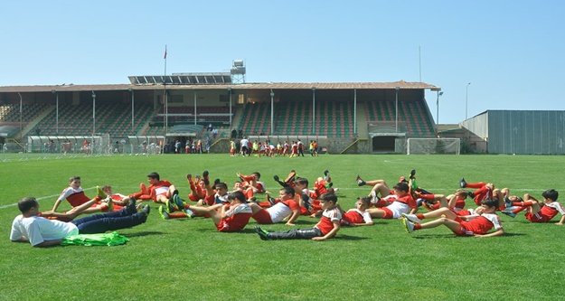 BU YAZ MUTLAKA SPOR OKULUNA  BAŞLAMALISIN